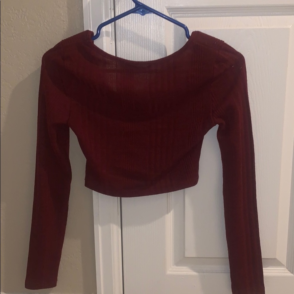 Red crop top - Picture 2 of 3